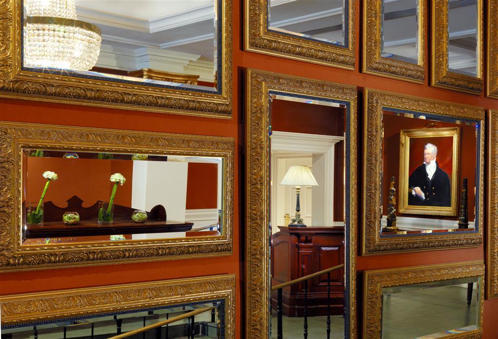 The College Green Dublin Hotel, Autograph Collection Zewnętrze zdjęcie